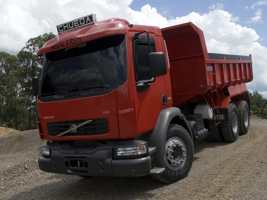  Volvo VM23 6x4 Tipper 2010 года  (фото 3 из 13)